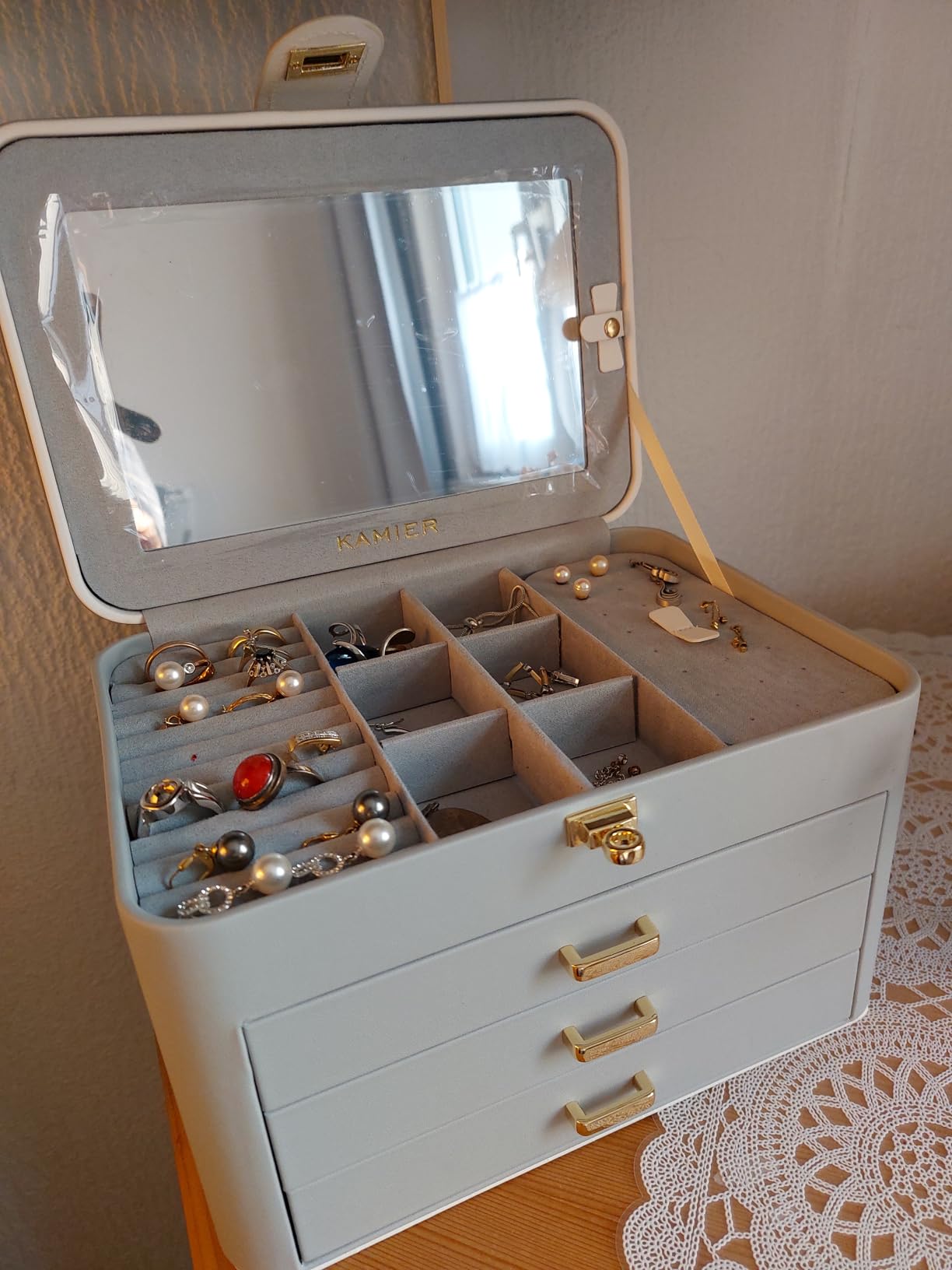 KAMIER Large Jewelry Boxes Schmuckkästchen Beige 4 Ebenen mit Spiegel