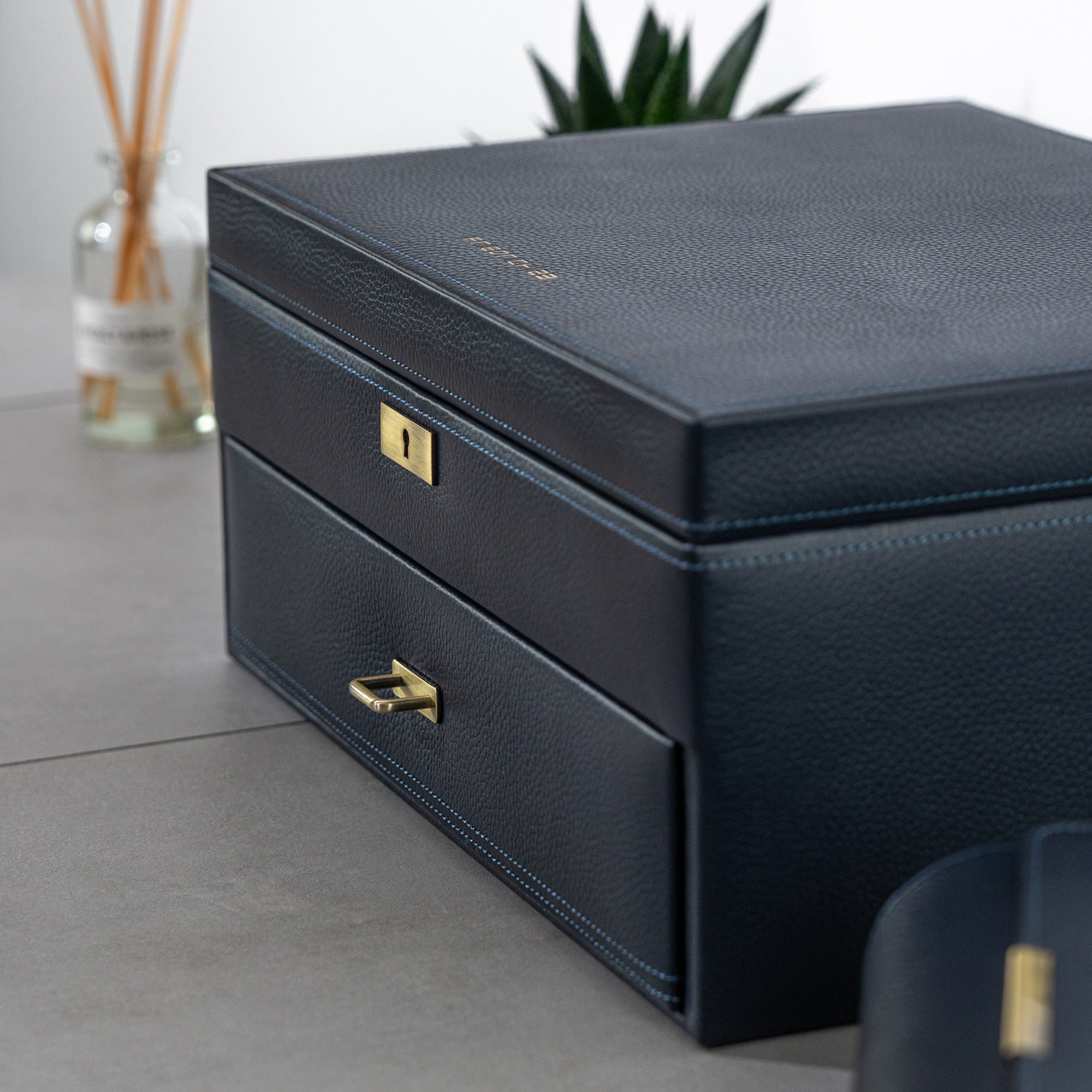 Friedrich 23 Dynasty Uhrenbox 20 Uhren Leder abschließbar