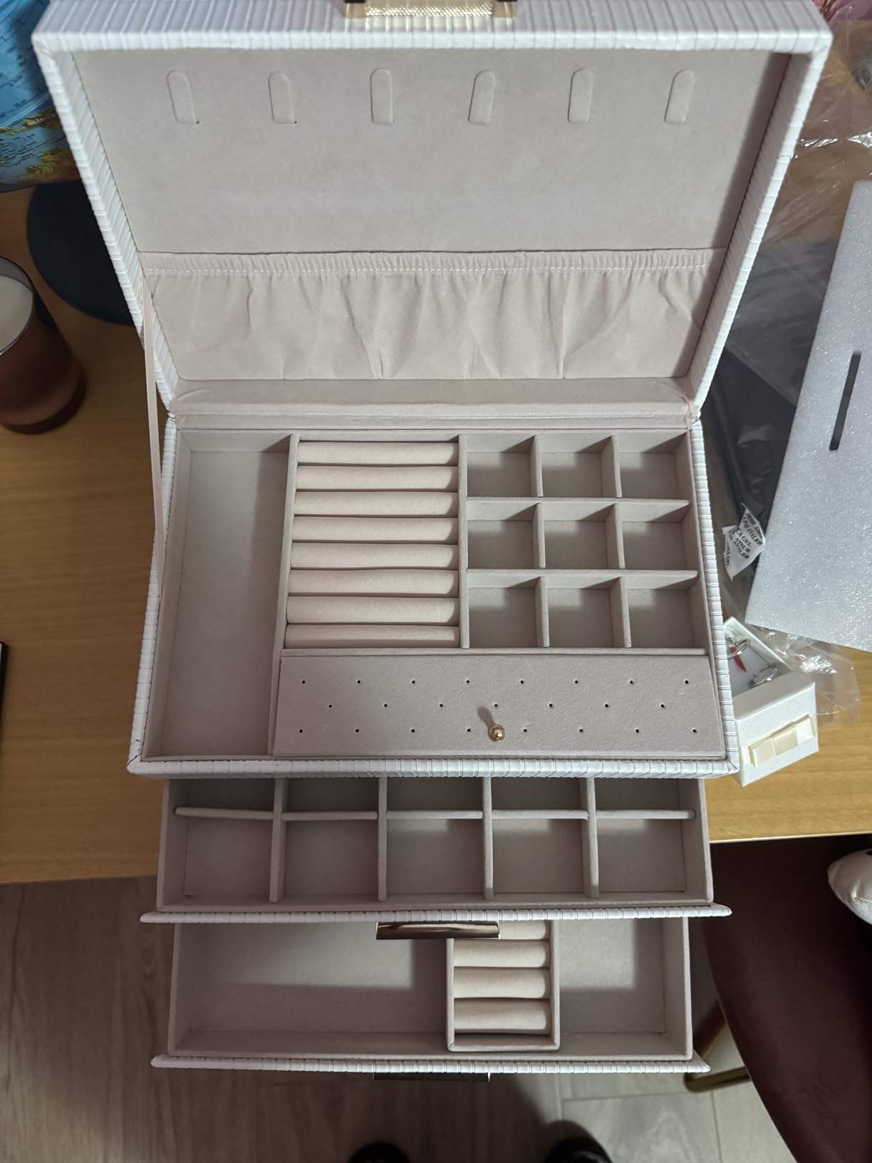 Dajasan Large Jewelry Box Schmuckkästchen Weiß 3 Ebenen Leder