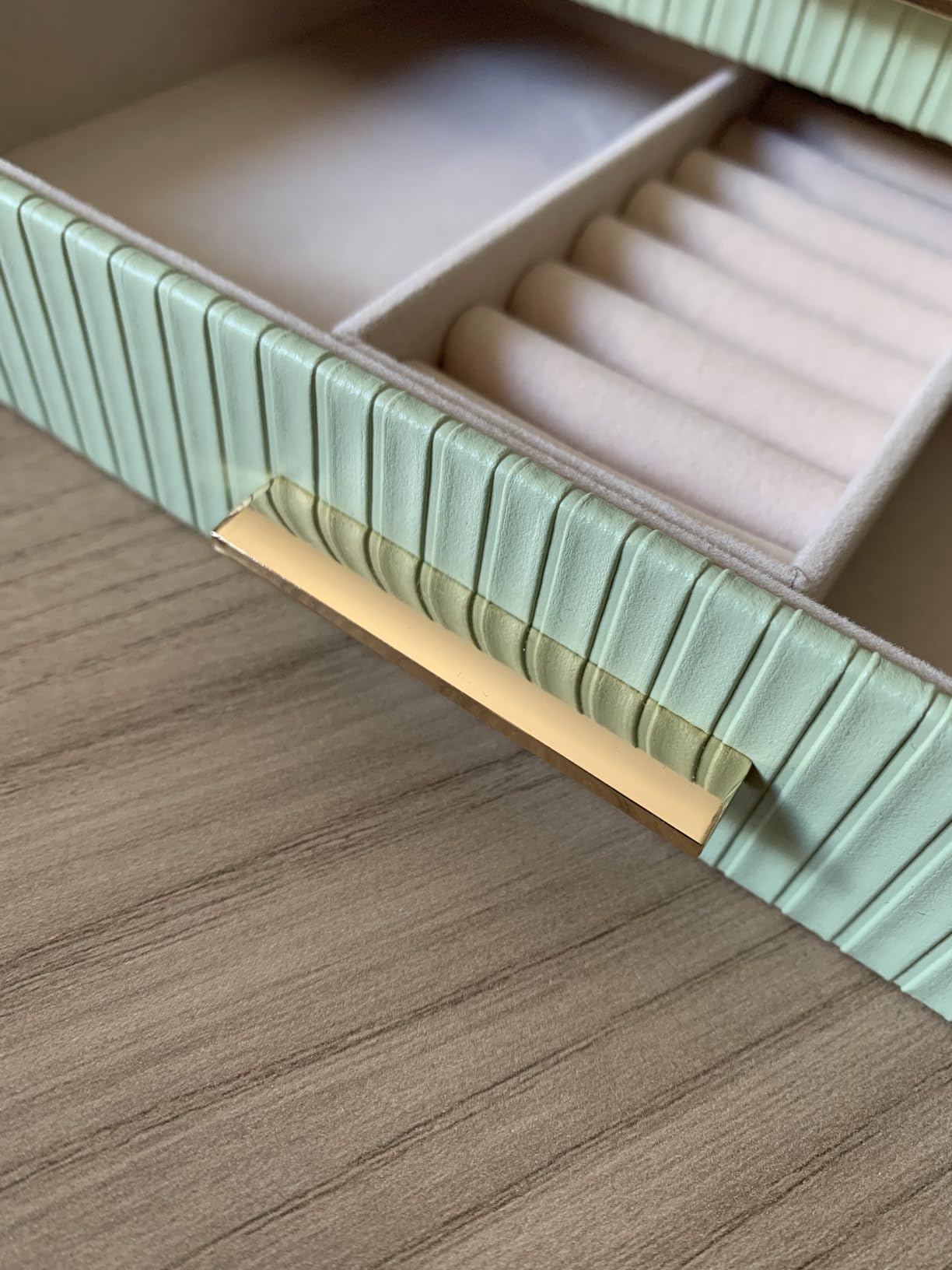 Dajasan Large Jewelry Box Schmuckkästchen Weiß 3 Ebenen Leder
