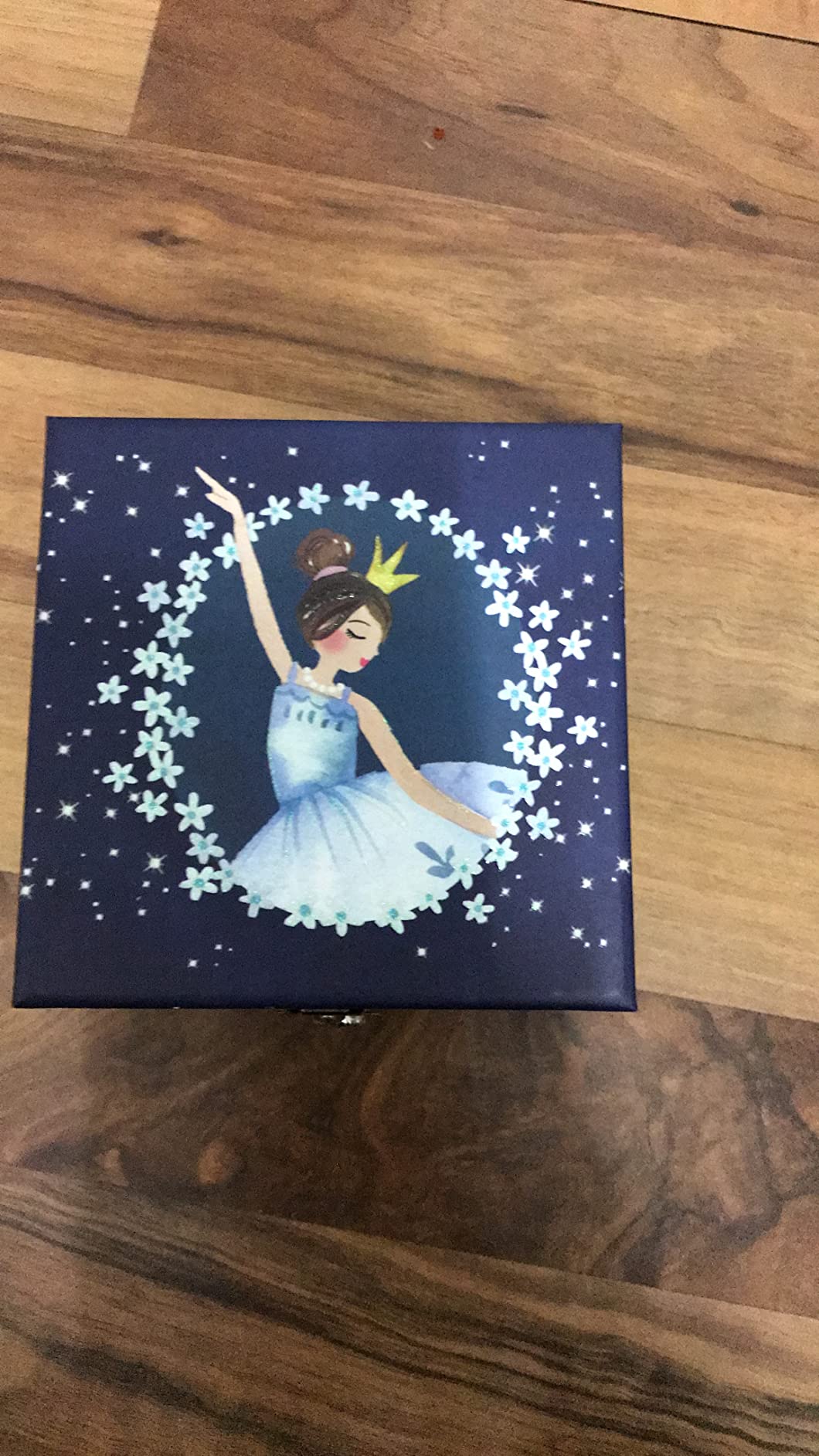 Jewelkeeper Unicorn Schmuckdose Glitzer-Einhorn 8x10x10 cm Musik